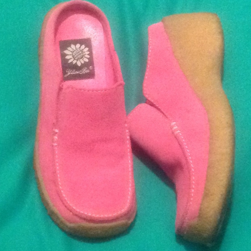 Yellow Box Depot 5.5M Pink Suede Women's Mules